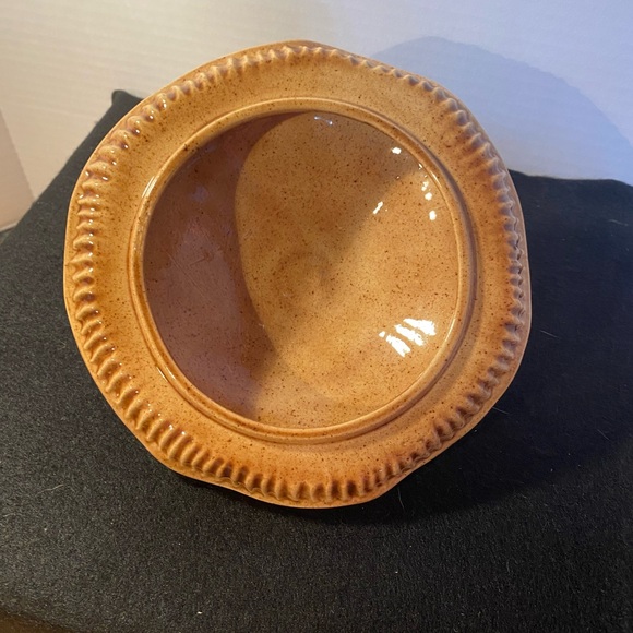 Vintage Handmade Ceramic Arnel’s Mushroom Soup Tureen with Lid, Ladle, and plate - Picture 2 of 16